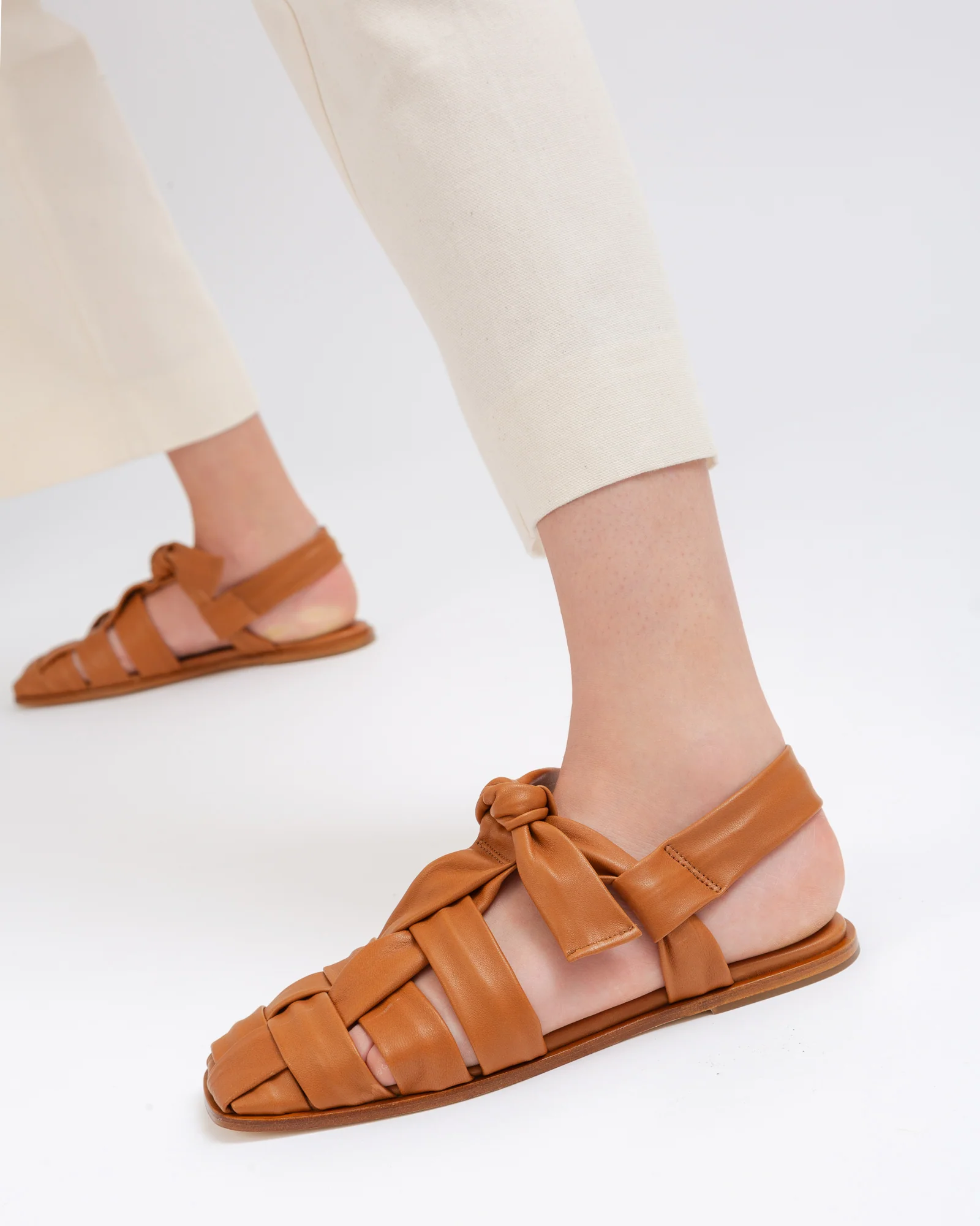 BENA - Interwoven Knotted T-bar Sandal - Image 5