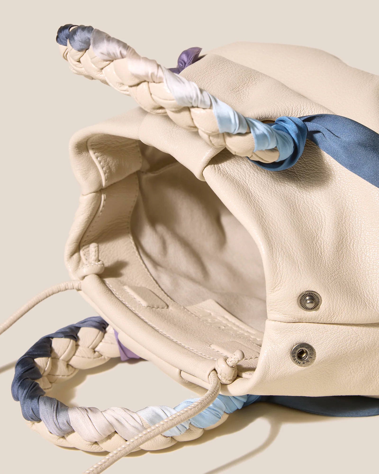 BOMBON M FOULARD - Medium Plaited-handle Leather Handbag - Image 3