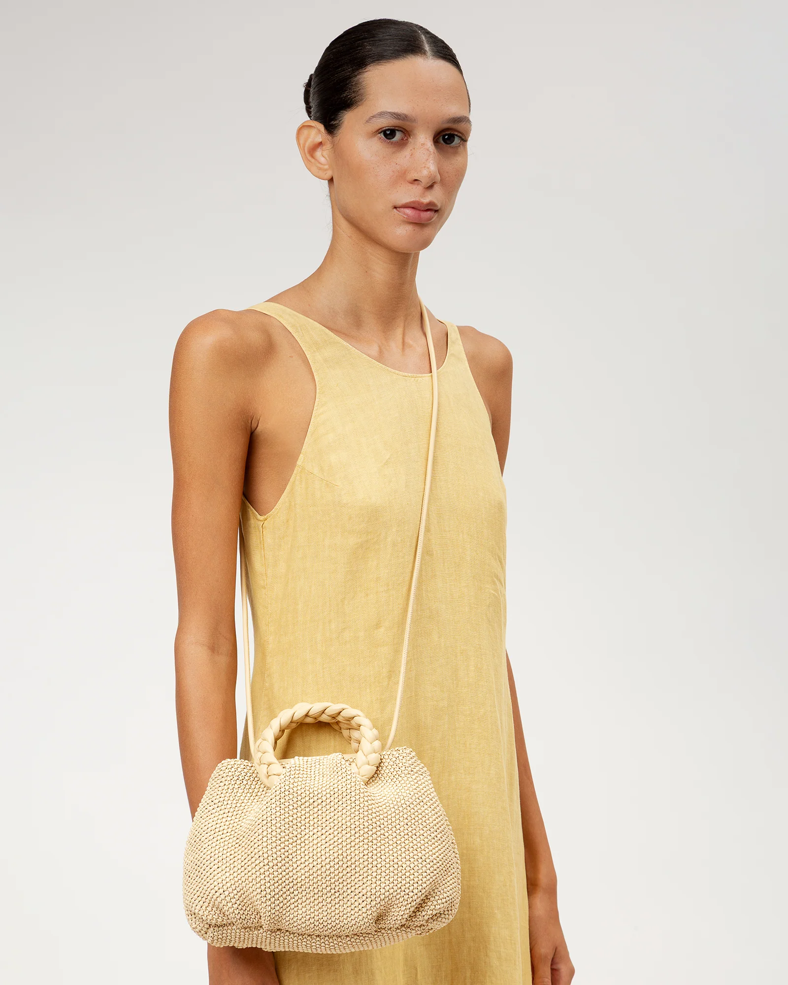 BOMBON M SOFT RAFFIA - Medium Plaited-handle Raffia Handbag - Image 5
