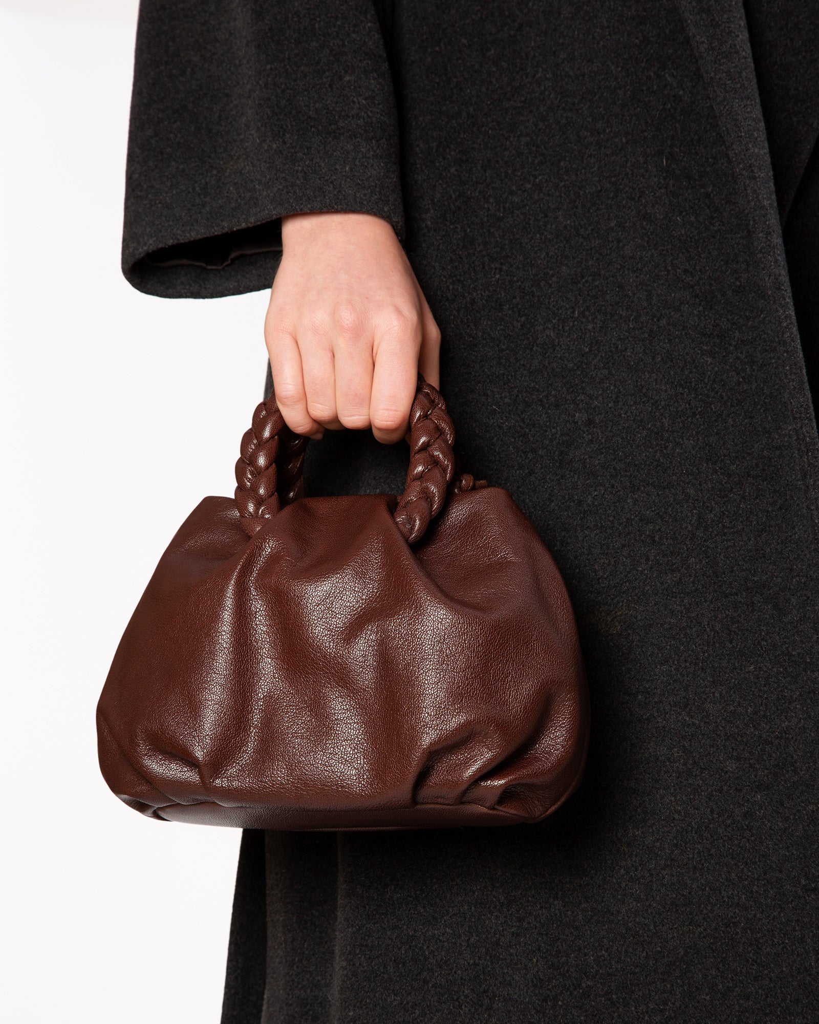 BOMBON M SUPPLE SHINY - Medium Plaited-handle Leather Handbag - Image 6