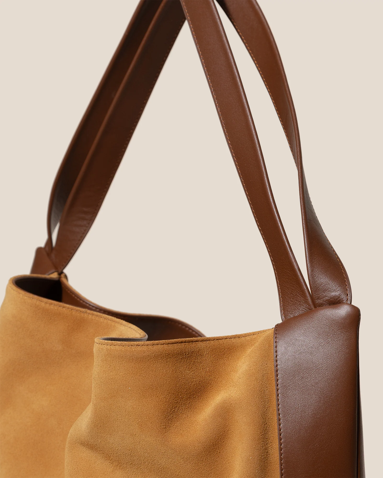 CADOR SUEDE - Slouchy Shoulder Bag - Image 3