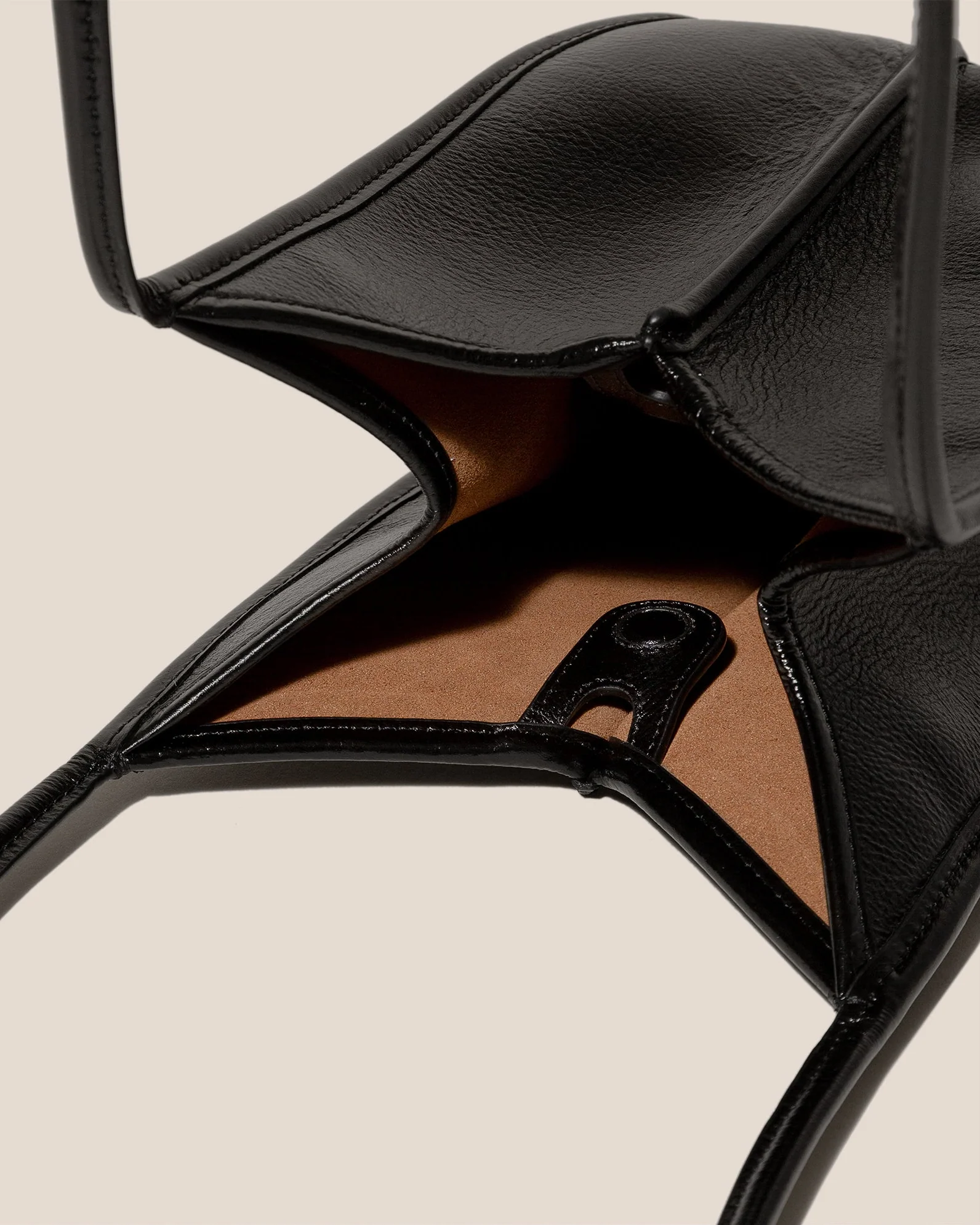 CALELLA BUCKET LEATHER - Leather-trimmed Shoulder Bag - Image 2