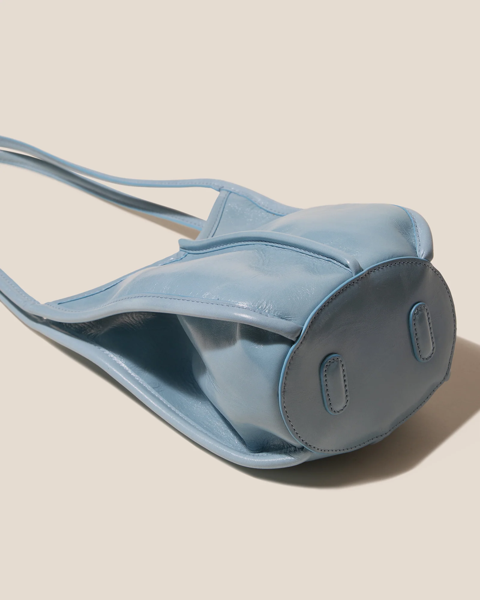 CALELLA BUCKET LEATHER - Leather-trimmed Shoulder Bag - Image 4