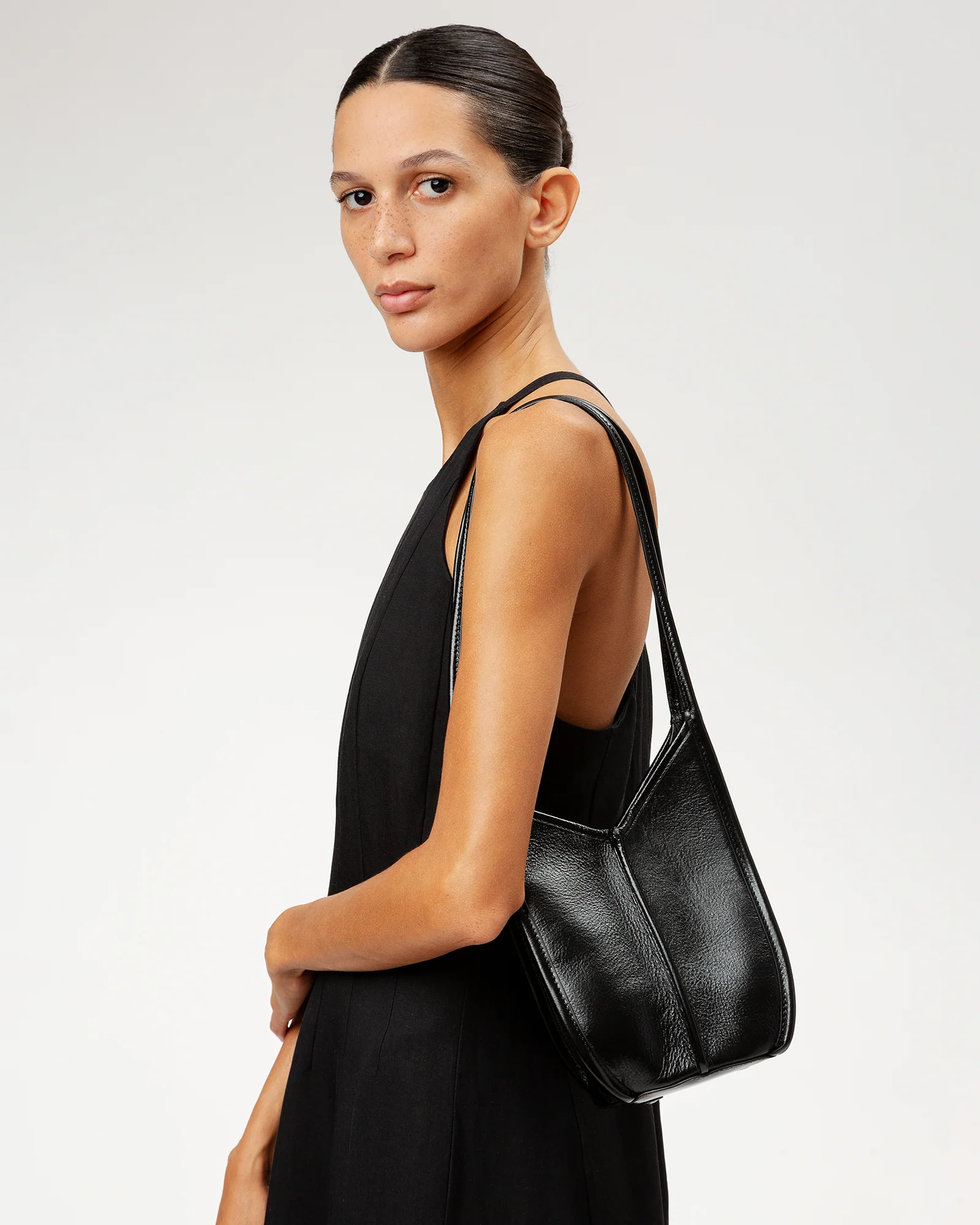CALELLA BUCKET LEATHER - Leather-trimmed Shoulder Bag - Image 3