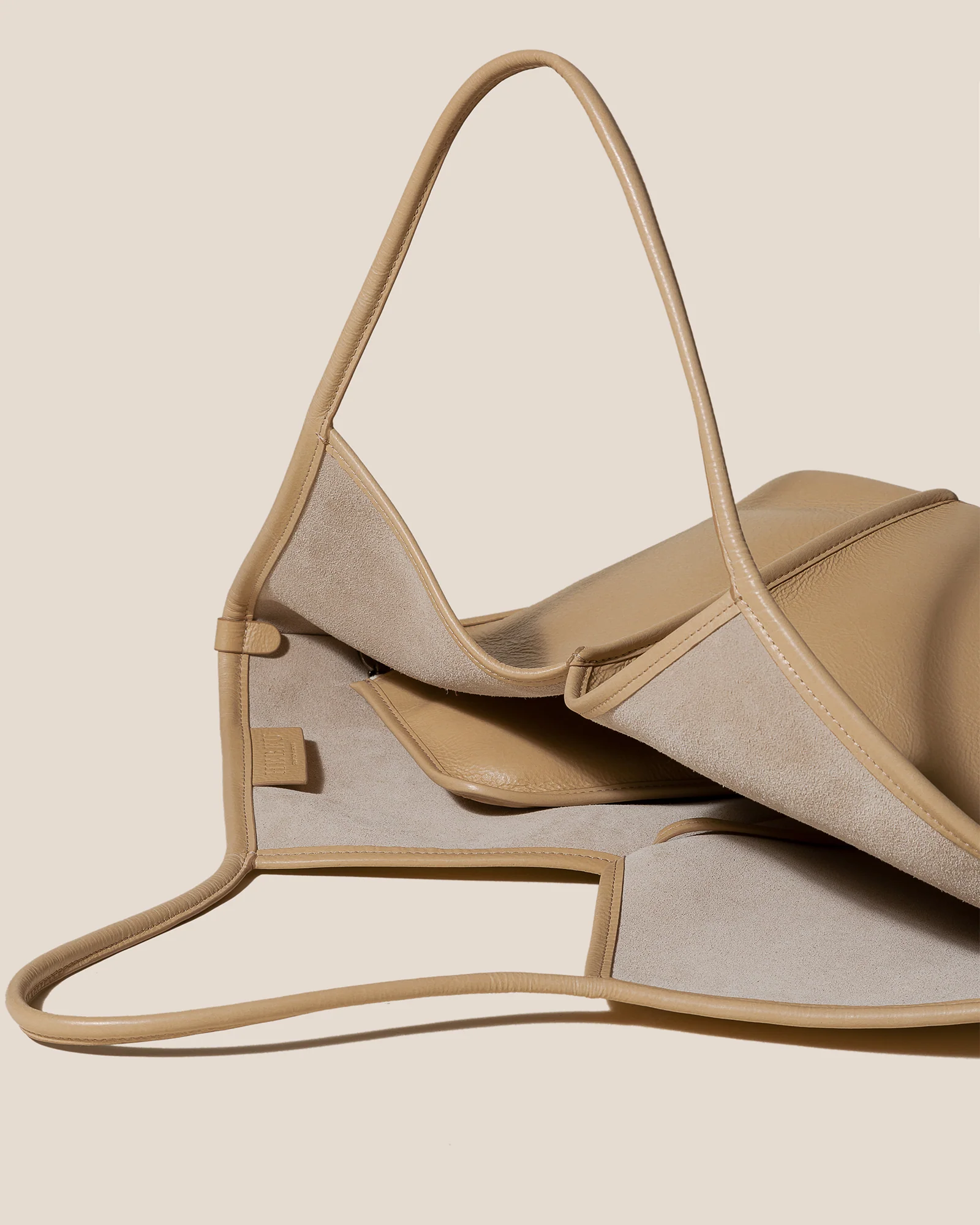 CALELLA DISTRESSED - Leather Tote Bag - Image 4