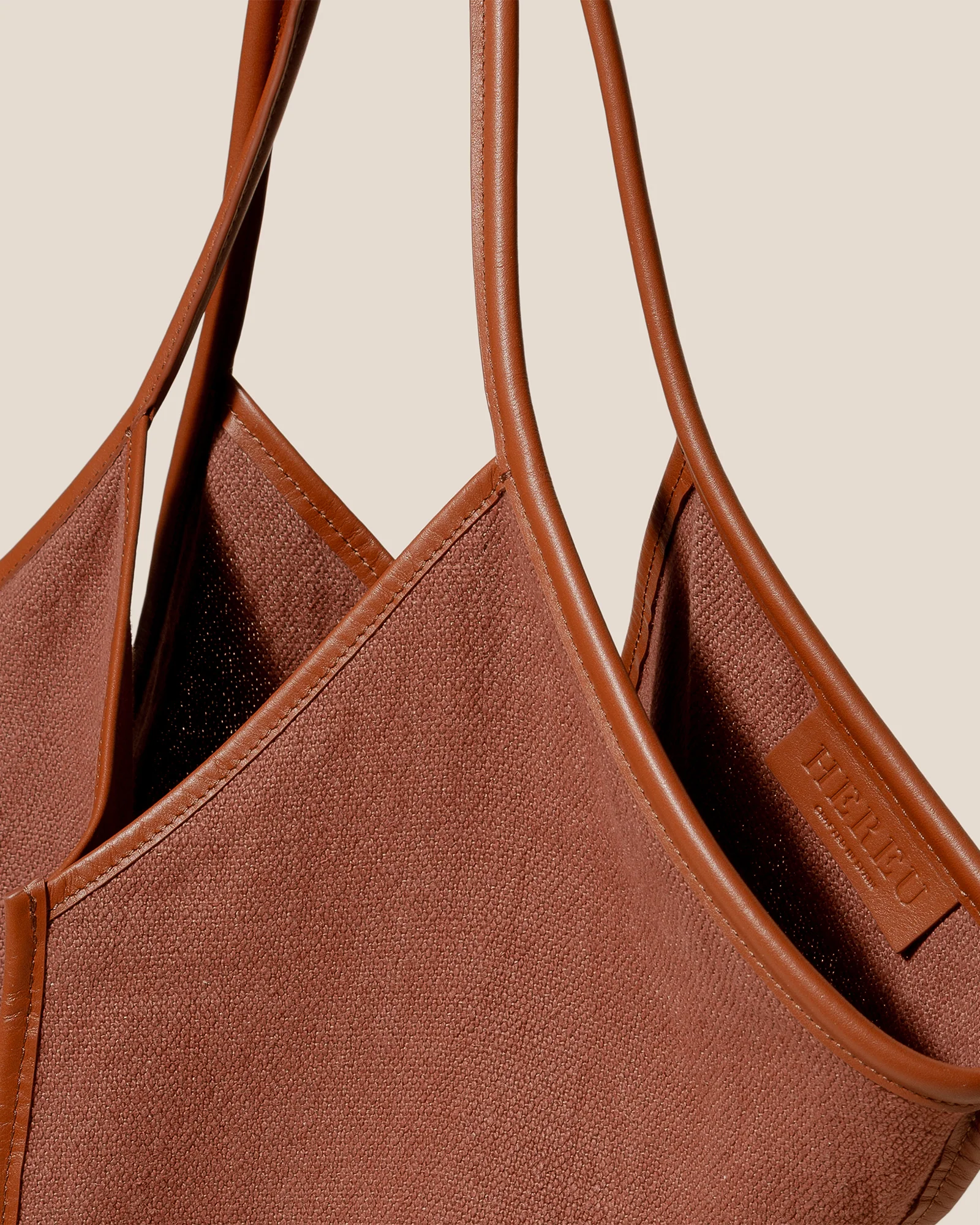 CALELLA SOFT LINEN - Leather-trimmed Tote Bag - Image 3