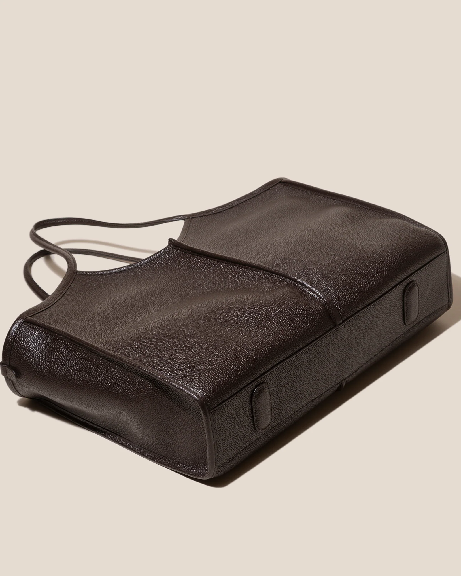 CALELLA SQUARED MEDIUM GRAINY - Leather-trimmed Tote Bag - Image 4