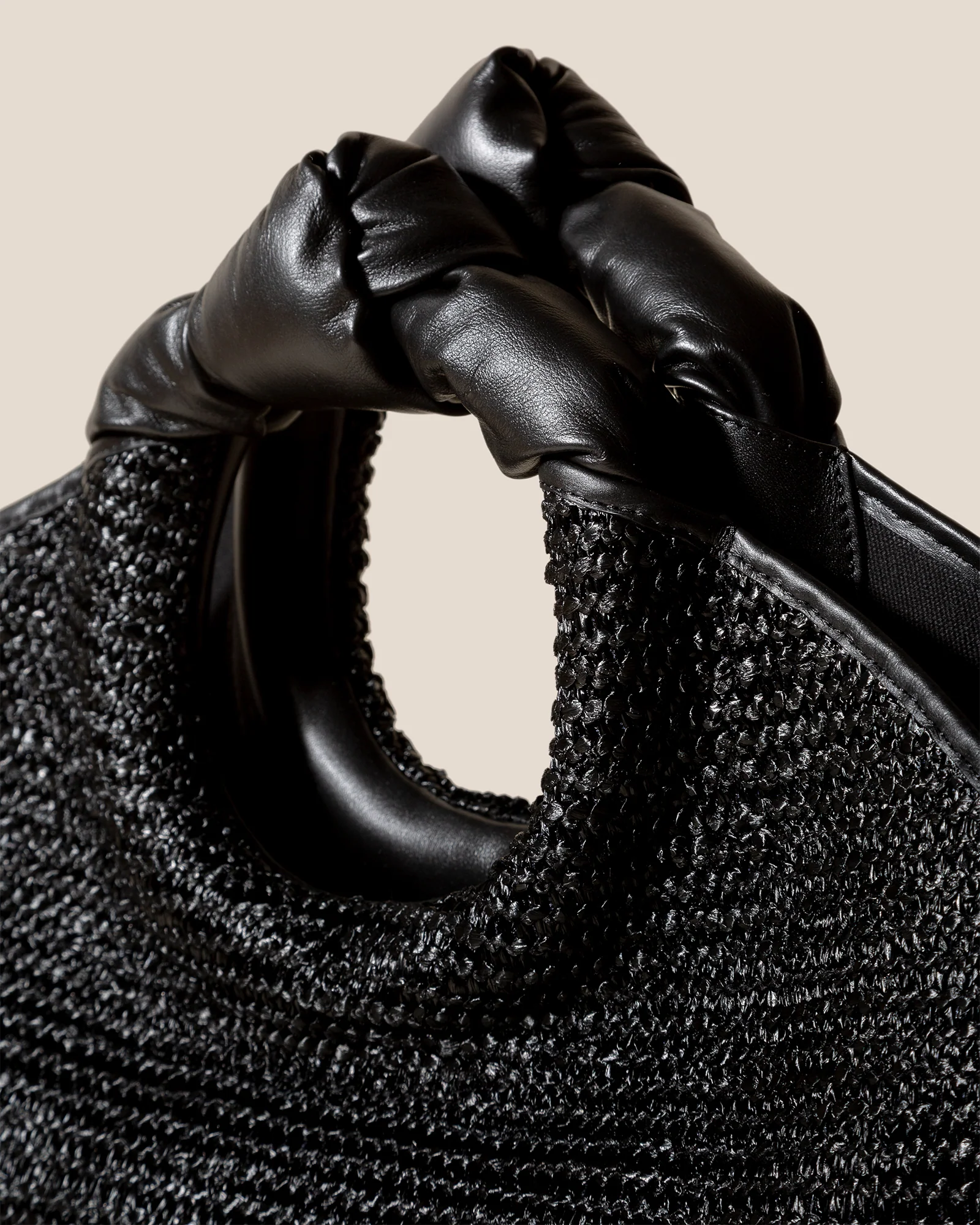 CASTELL RAFFIA - Knotted-handle Tote Bag - Image 3