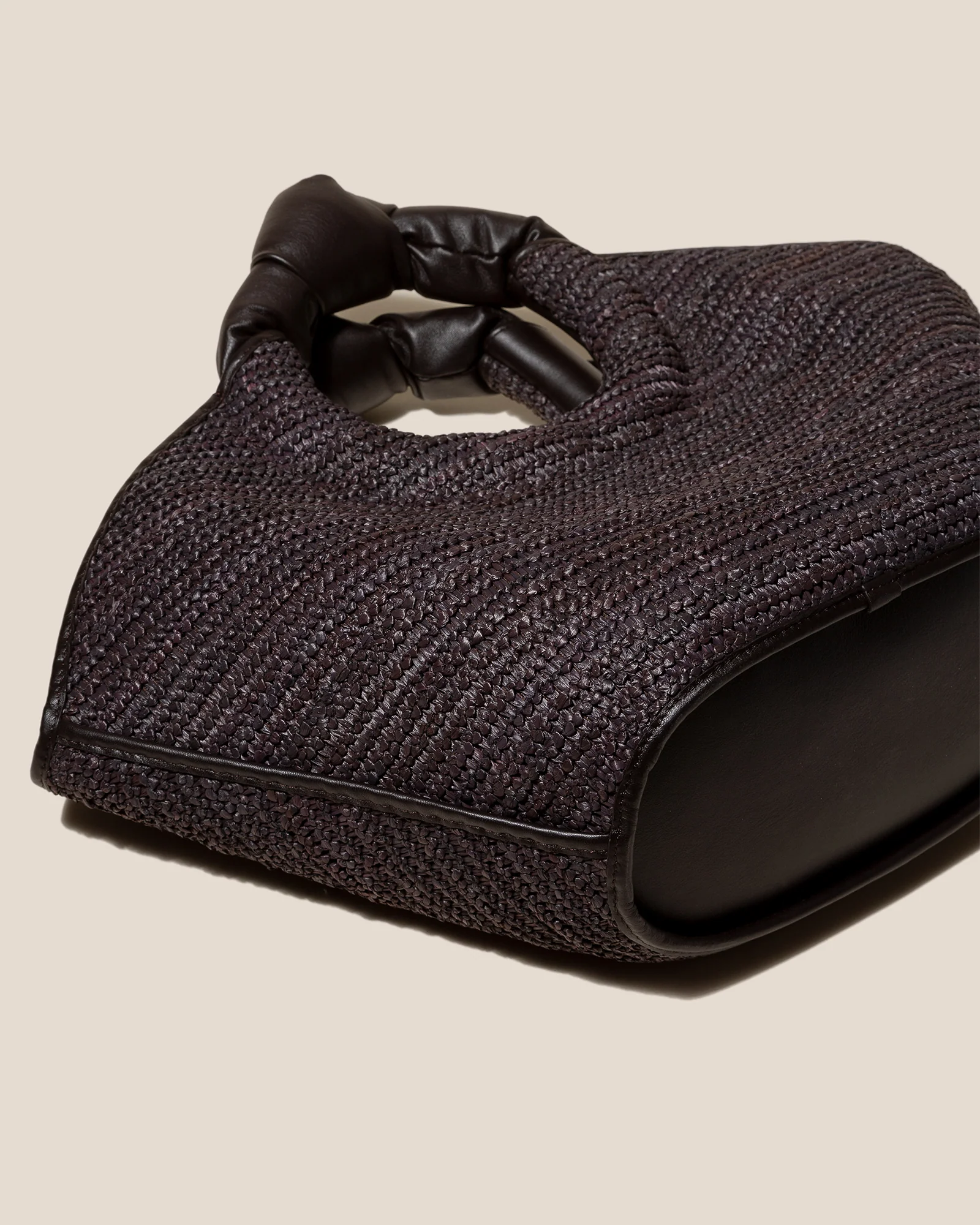 CASTELL RAFFIA - Knotted-handle Tote Bag - Image 5