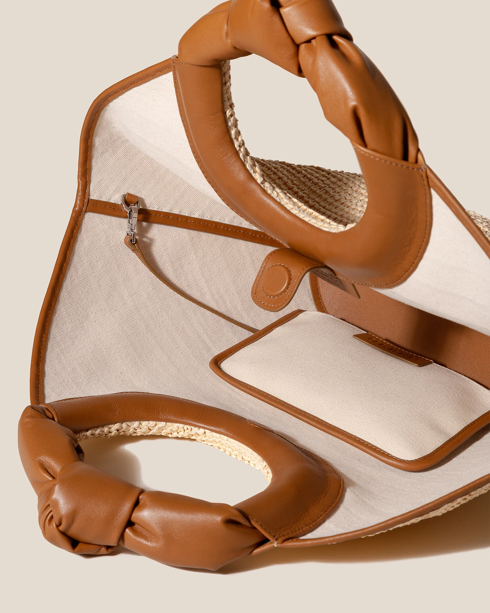 CASTELL RAFFIA - Knotted-handle Tote Bag - Image 3