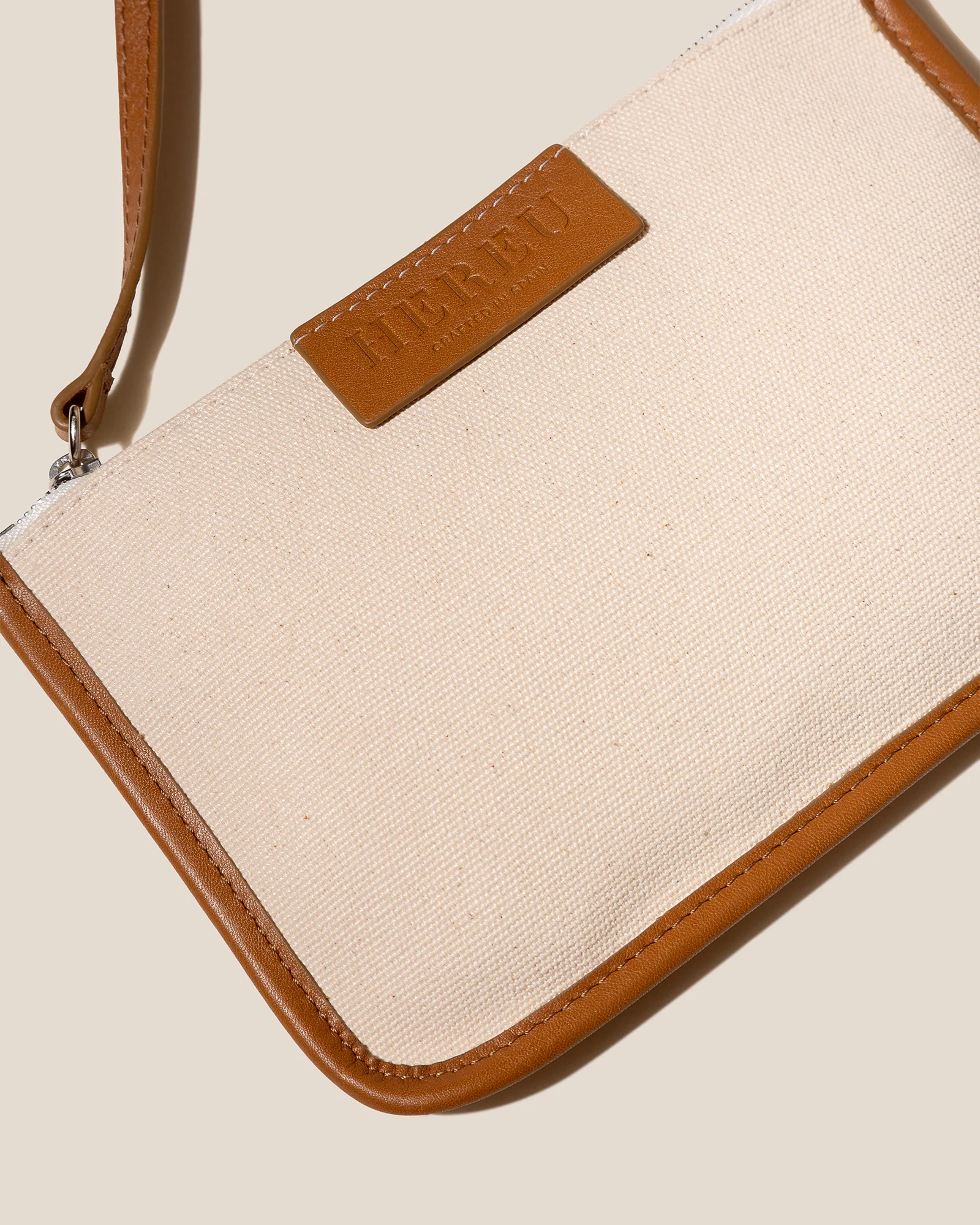 CASTELL RAFFIA - Knotted-handle Tote Bag - Image 4