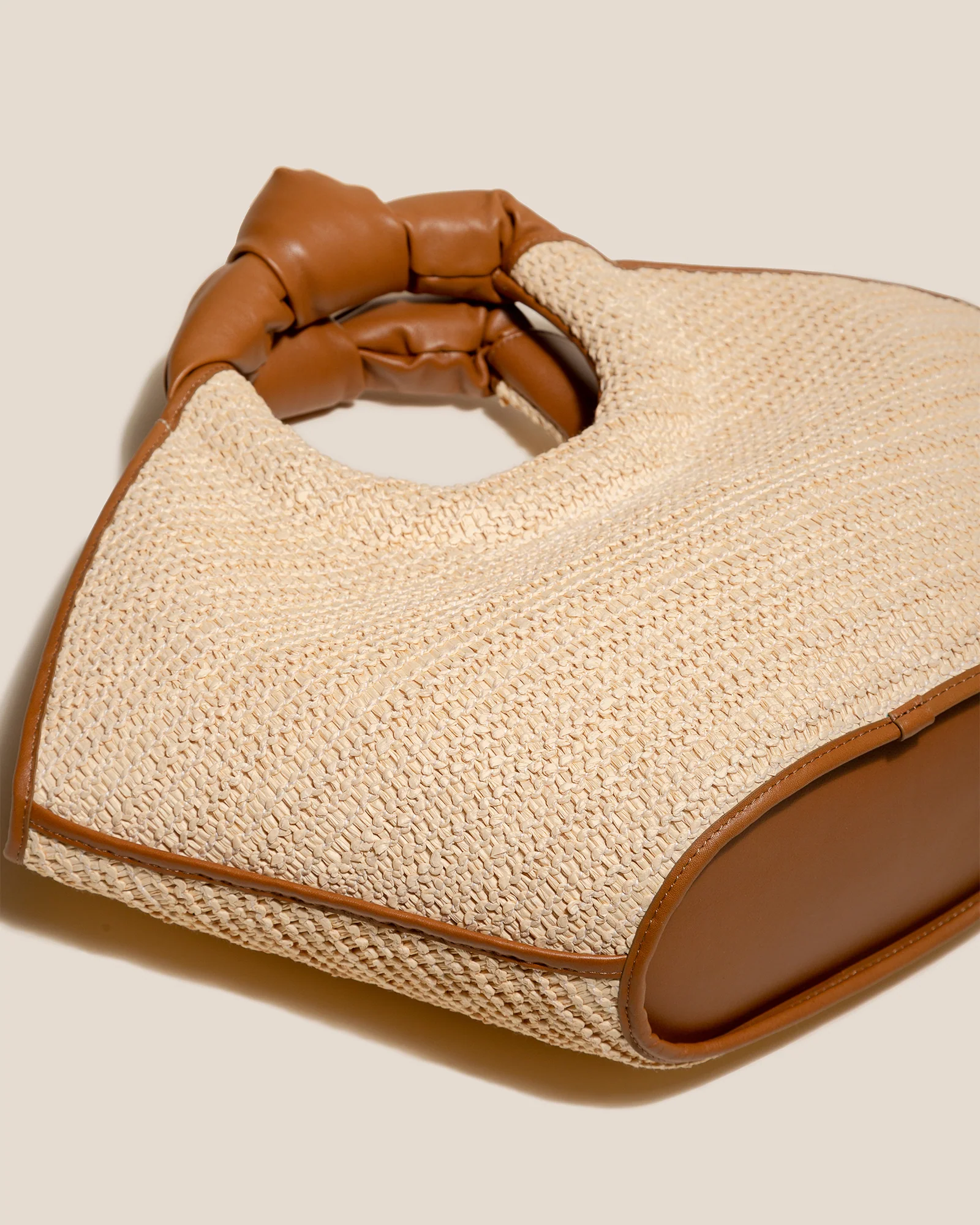 CASTELL RAFFIA - Knotted-handle Tote Bag - Image 5