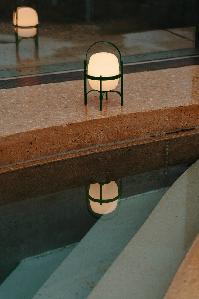 CESTITA ALUBAT - Table-Top Lamp by Santa & Cole - Image 2