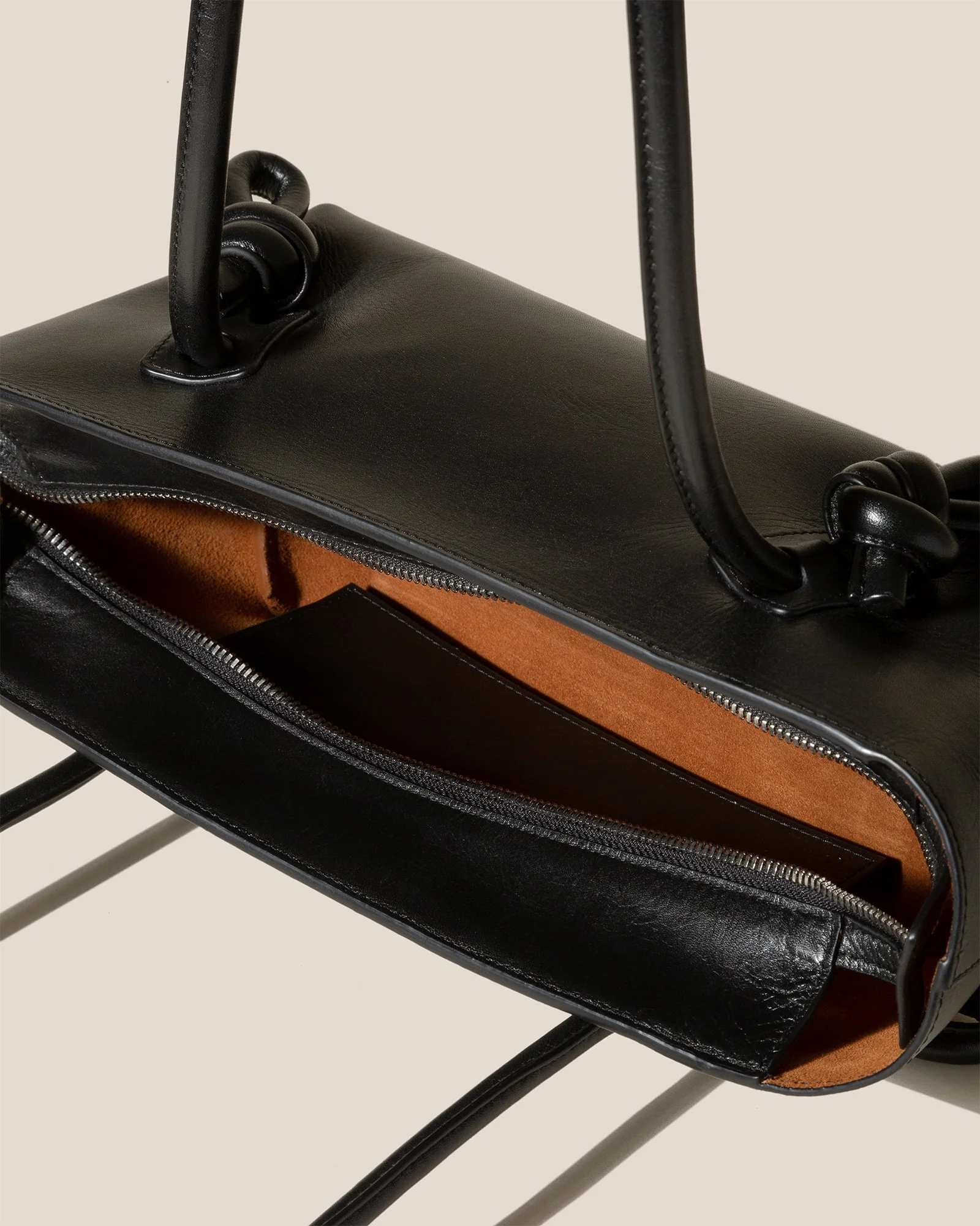 FLECA - Knotted-handle Shoulder Bag - Image 4
