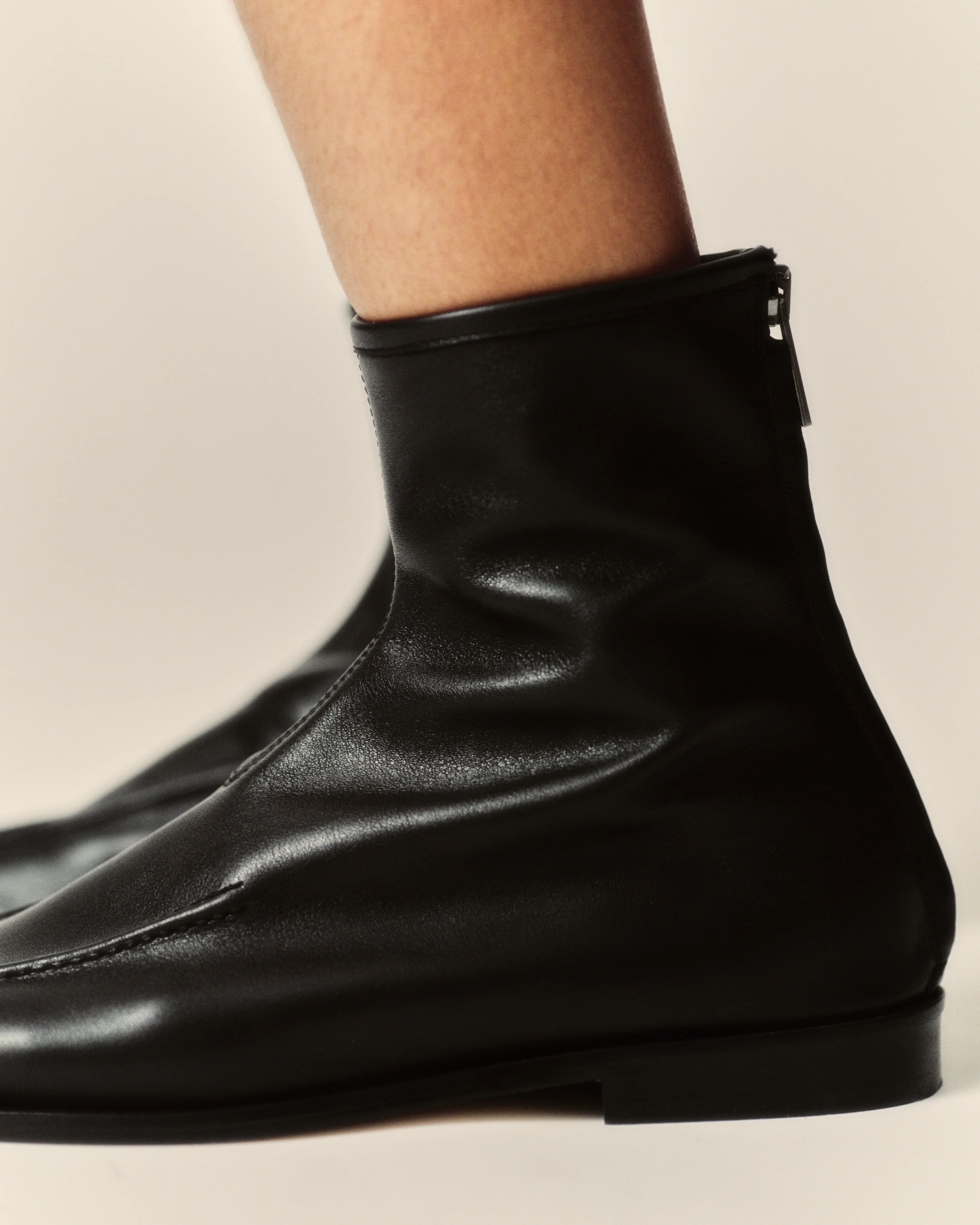 JULIOL BOOT - Soft Low-Calf Boot - Image 6