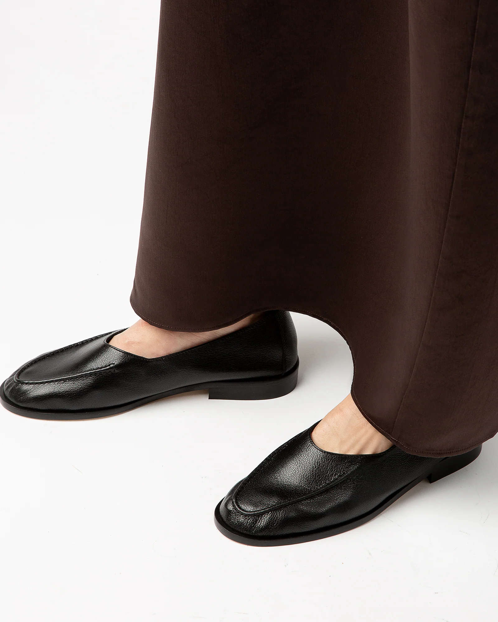 JULIOL W SUPPLE SHINY - High-Cut Deconstructed Loafer - Image 5