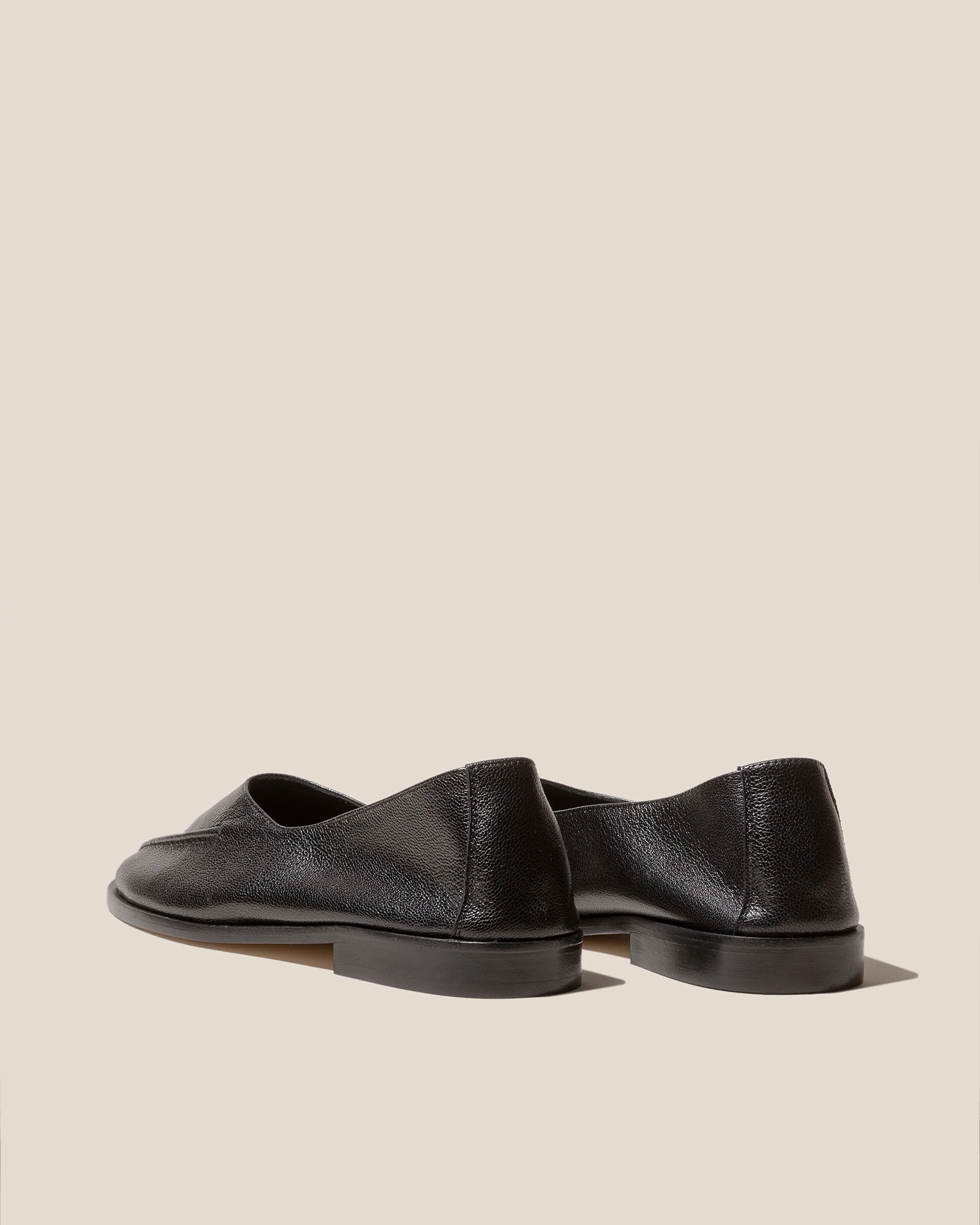 JULIOL W SUPPLE SHINY - High-Cut Deconstructed Loafer - Image 3