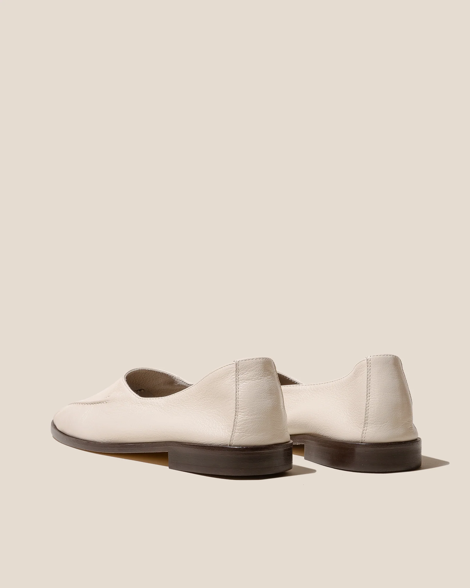 JULIOL W SUPPLE SHINY - High-Cut Deconstructed Loafer - Image 4