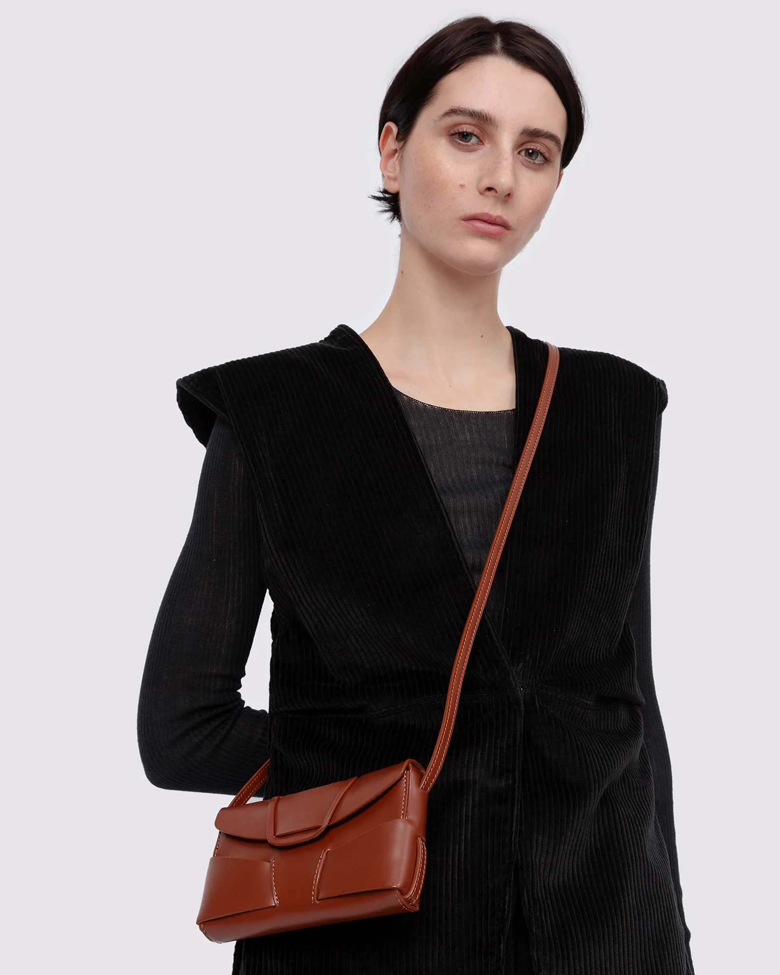 MABRA MINI - Woven Detail Crossbody Bag - Image 5
