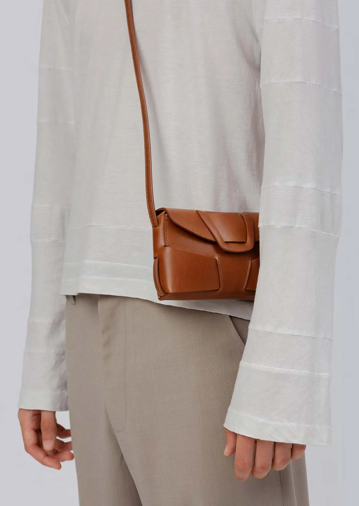 MABRA MINI - Woven Detail Crossbody Bag - Image 6