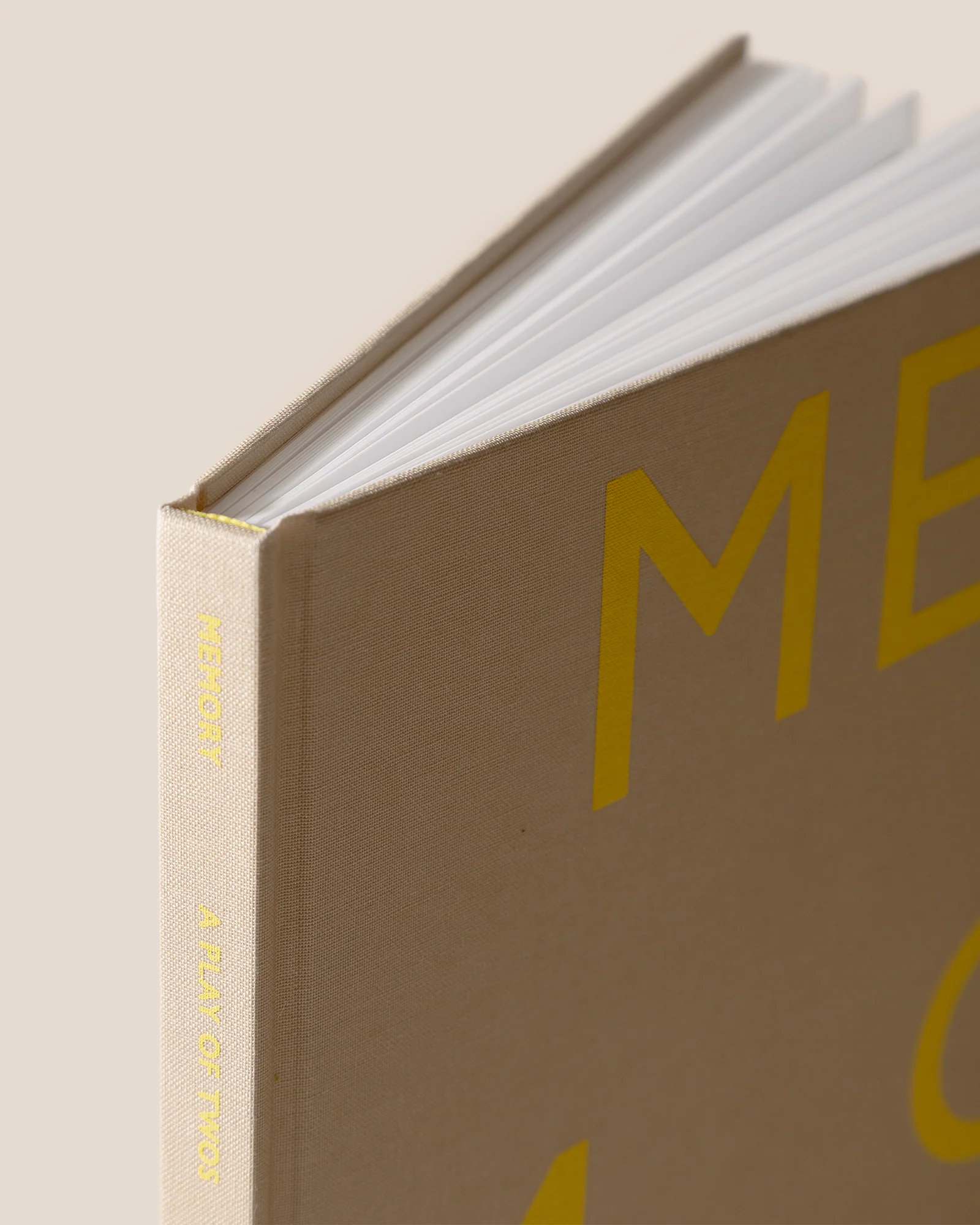 MEMORY. A PLAY OF TWOS - HEREU Photobook - Image 4