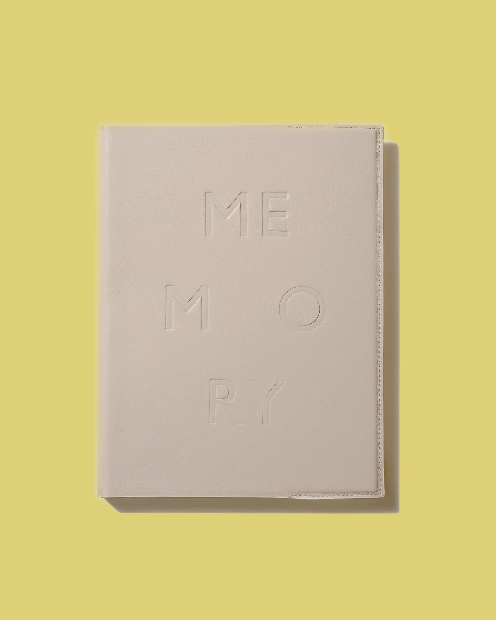 MEMORY. A PLAY OF TWOS - HEREU Photobook - Image 2