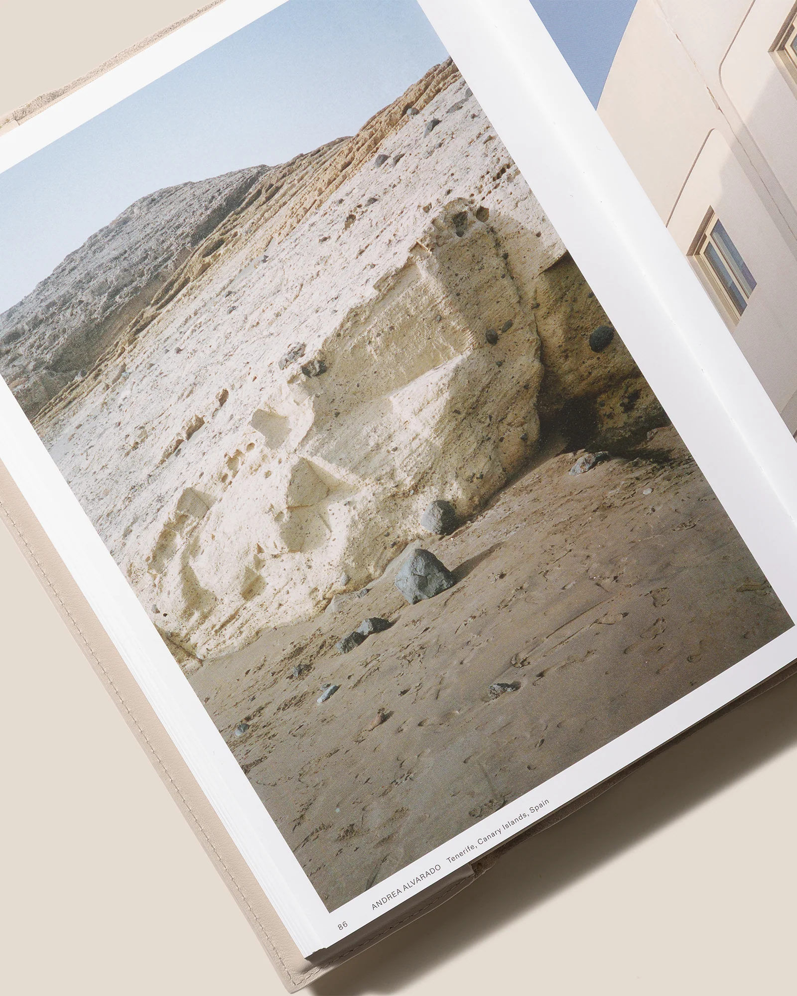 MEMORY. A PLAY OF TWOS - HEREU Photobook - Image 4