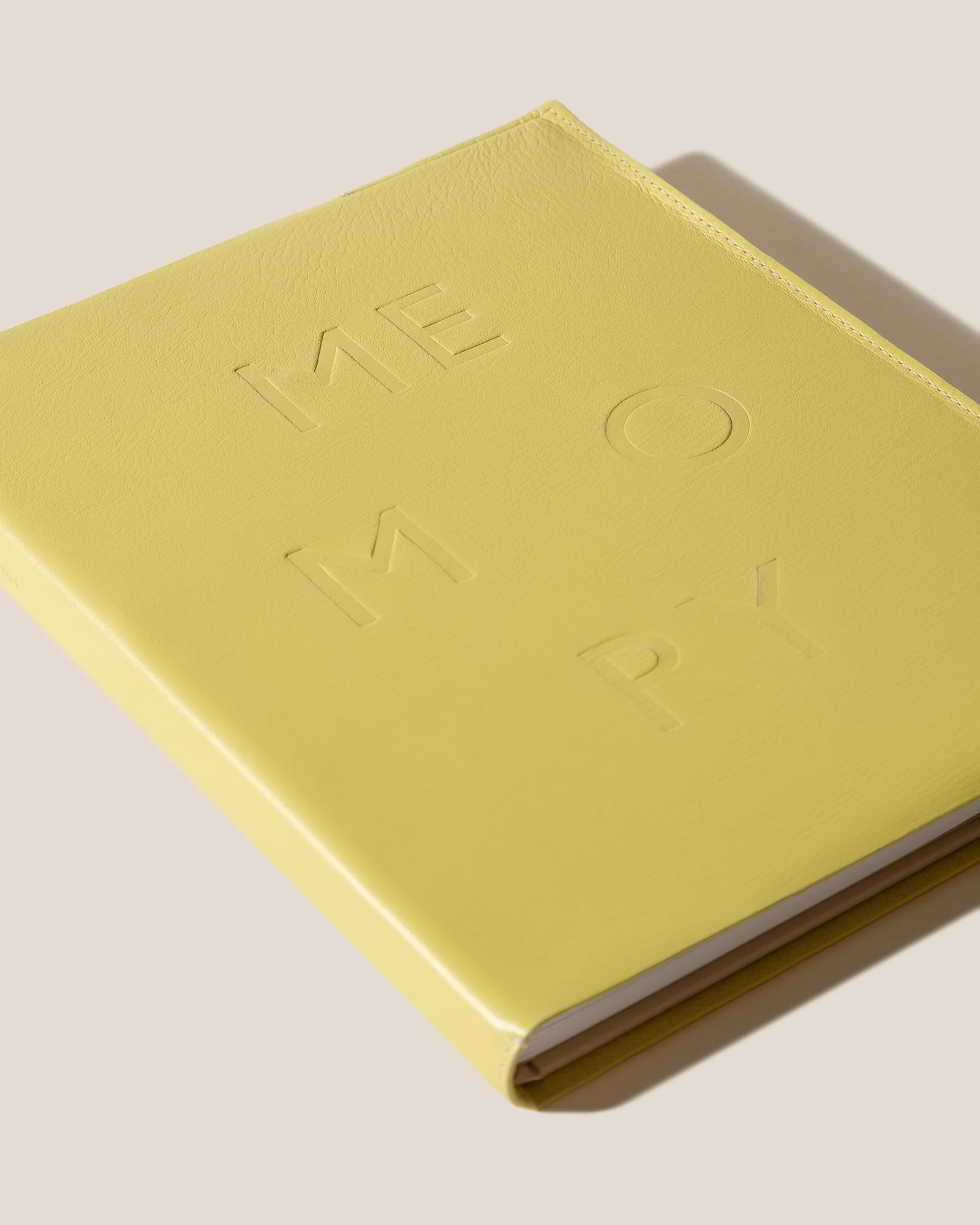 MEMORY. A PLAY OF TWOS - HEREU Photobook - Image 3