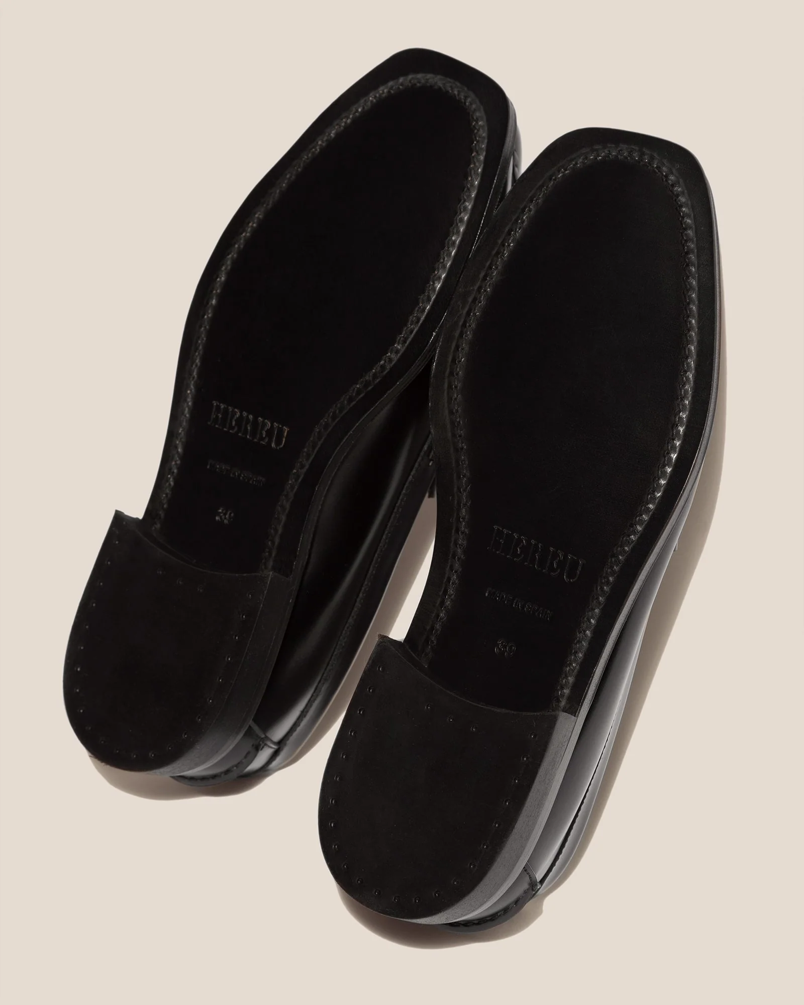 NOMBELA - Men's Interwoven Detail Slip-On Loafer - Image 4