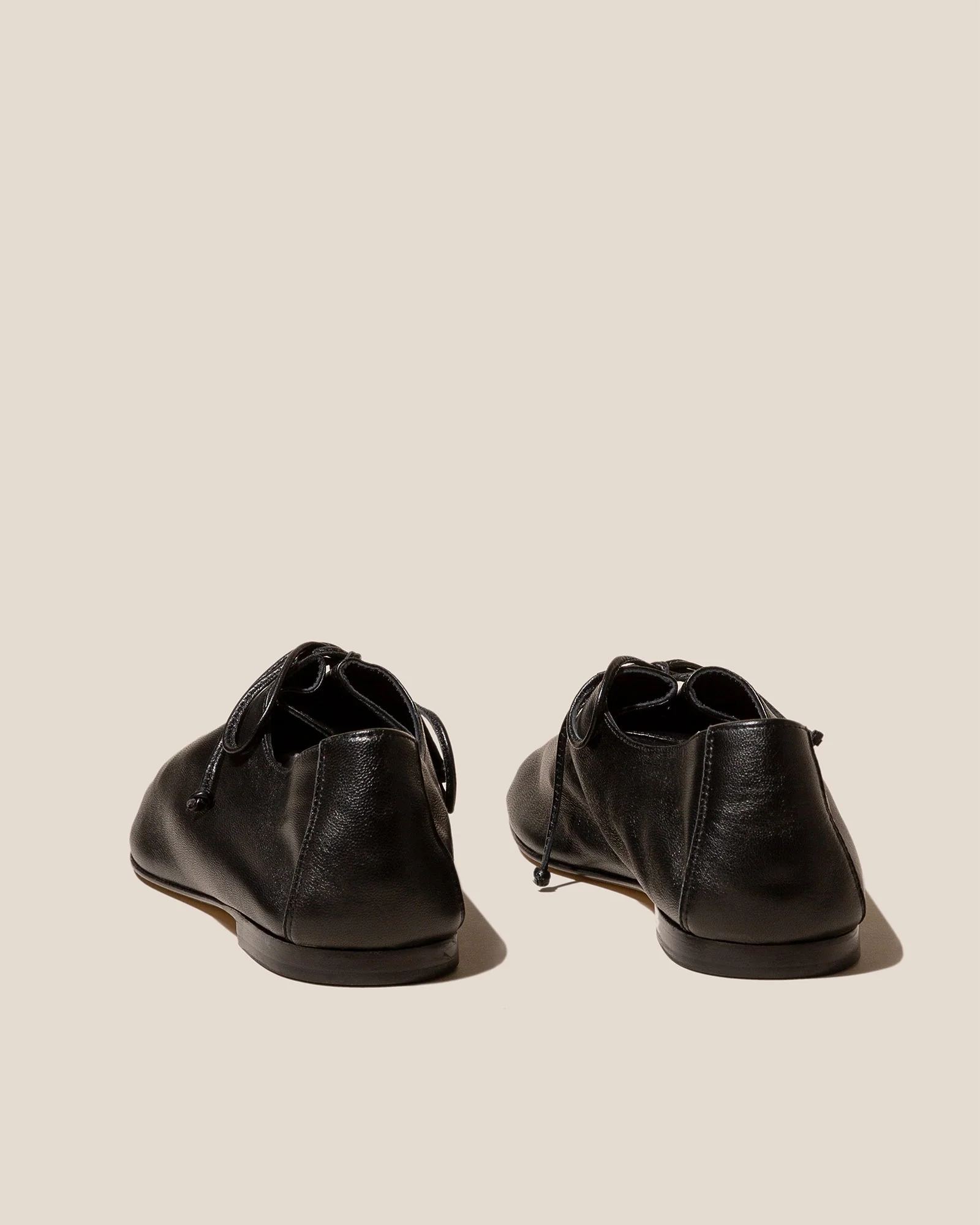 PLEGADA SHINY - Deconstructed Lace-up Shoe - Image 3