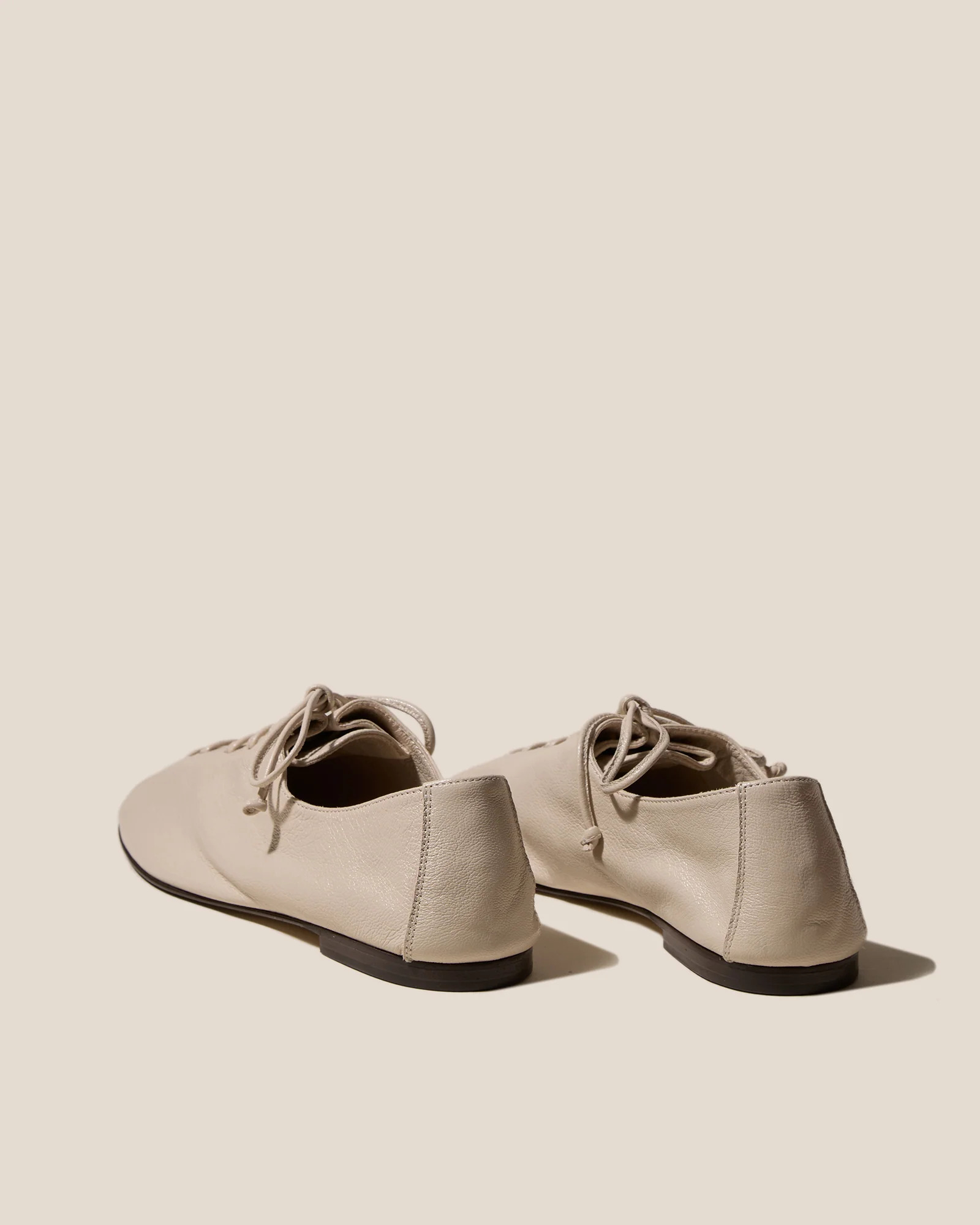 PLEGADA SHINY - Deconstructed Lace-up Shoe - Image 3