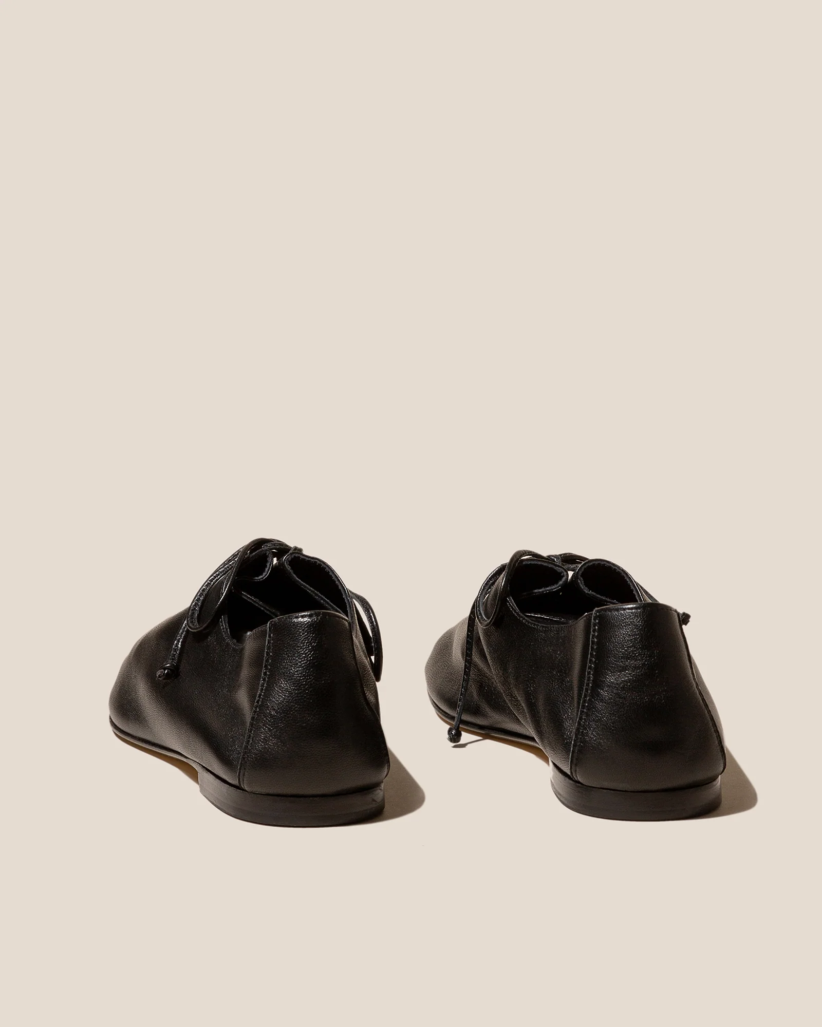 PLEGADA SHINY - FOR ALL - Deconstructed Lace-up Shoe - Image 5
