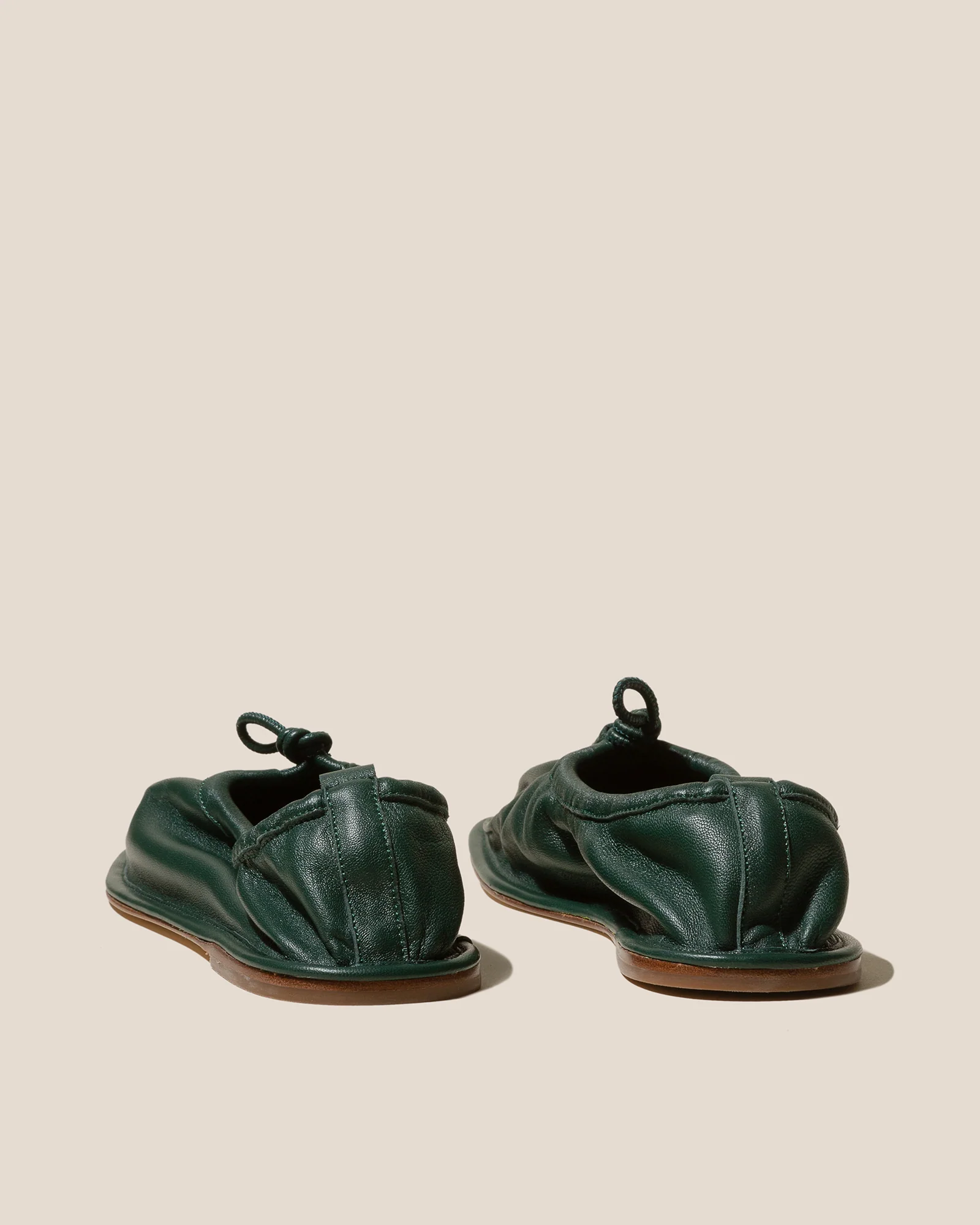 PUNTERA - Men's Pleated-Toe Pump - Image 3