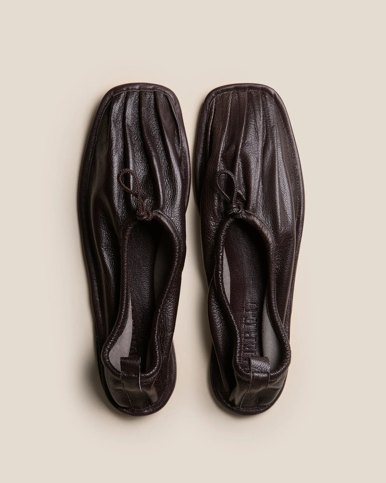 PUNTERA SUPPLE SHINY - Pleated-Toe Pump - Image 2