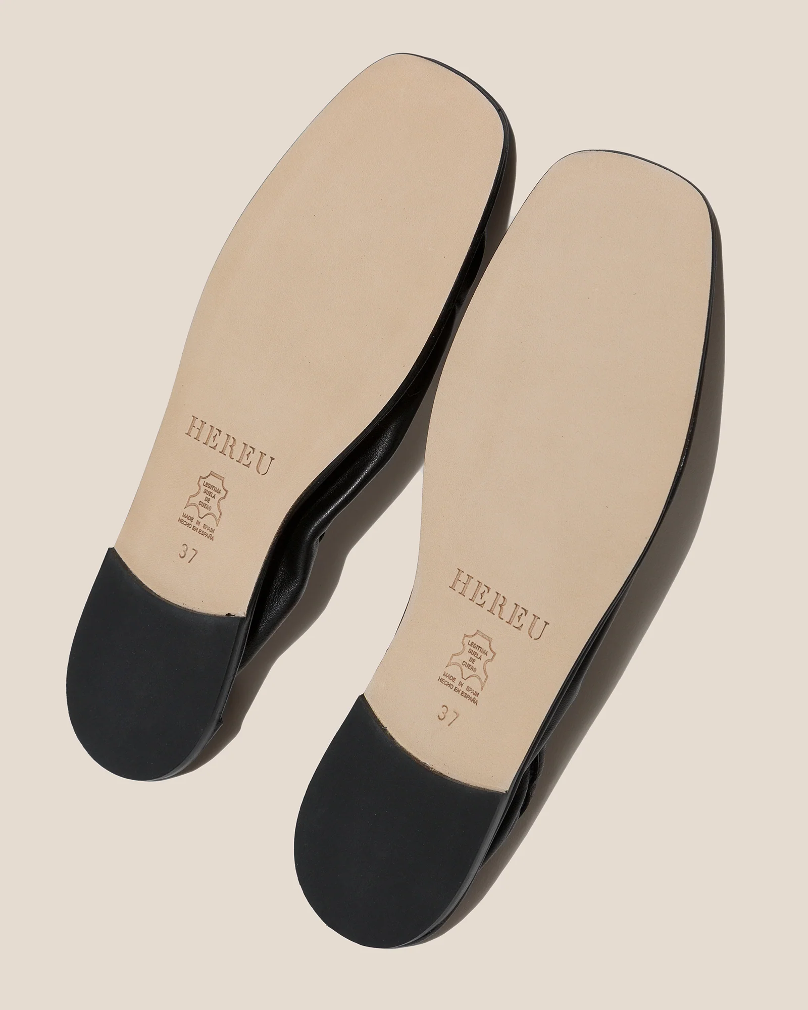 PUNTERA SUPPLE SHINY - Pleated-Toe Pump - Image 4