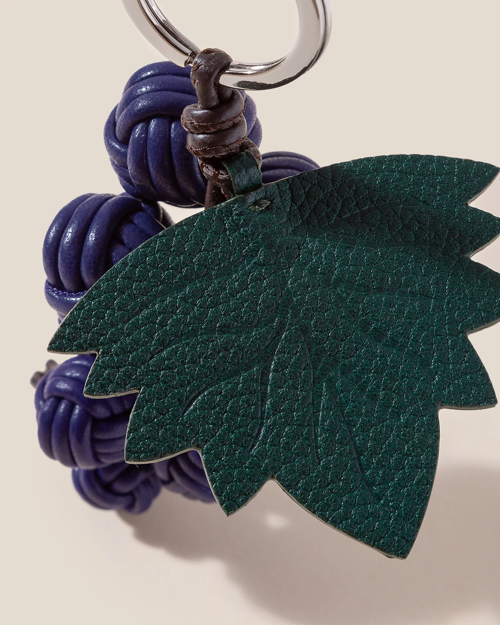 RAÏM - Hand-Knotted Grapes Leather Key Holder - Image 6