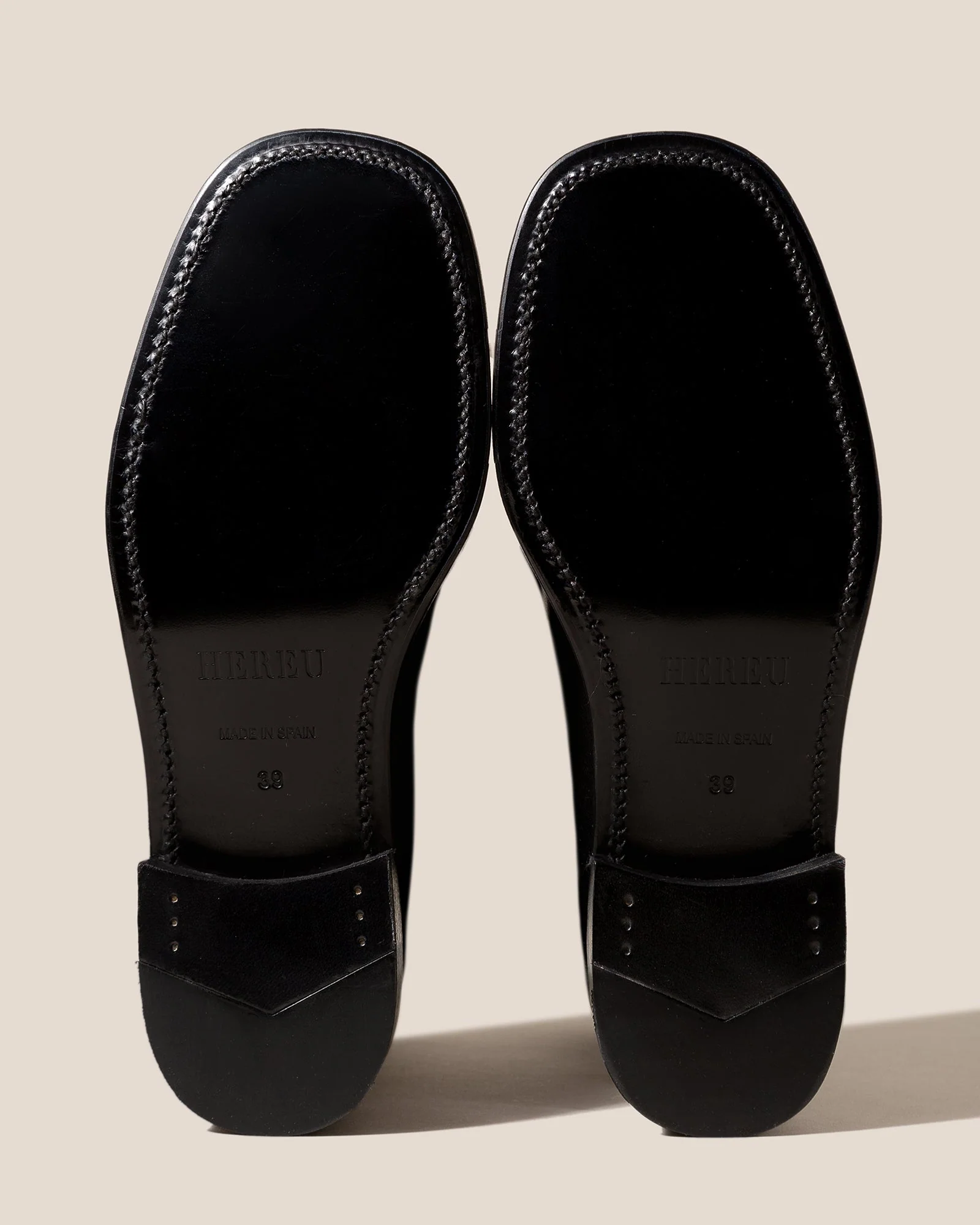 SALA - Square-Toe Low-Heeled Pump - Image 4