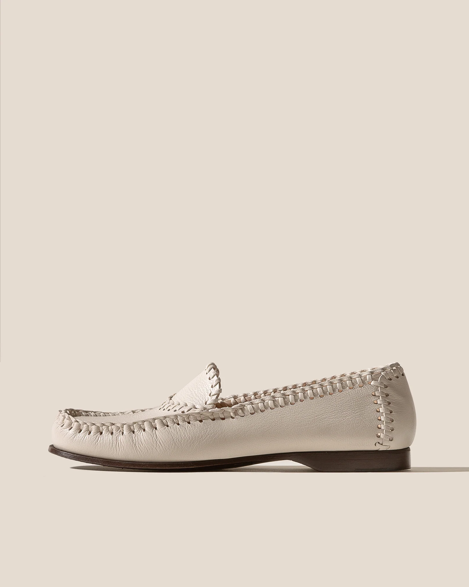 SASTRE SUPPLE SHINY - FOR ALL - Braided Seams Slip-On Loafer