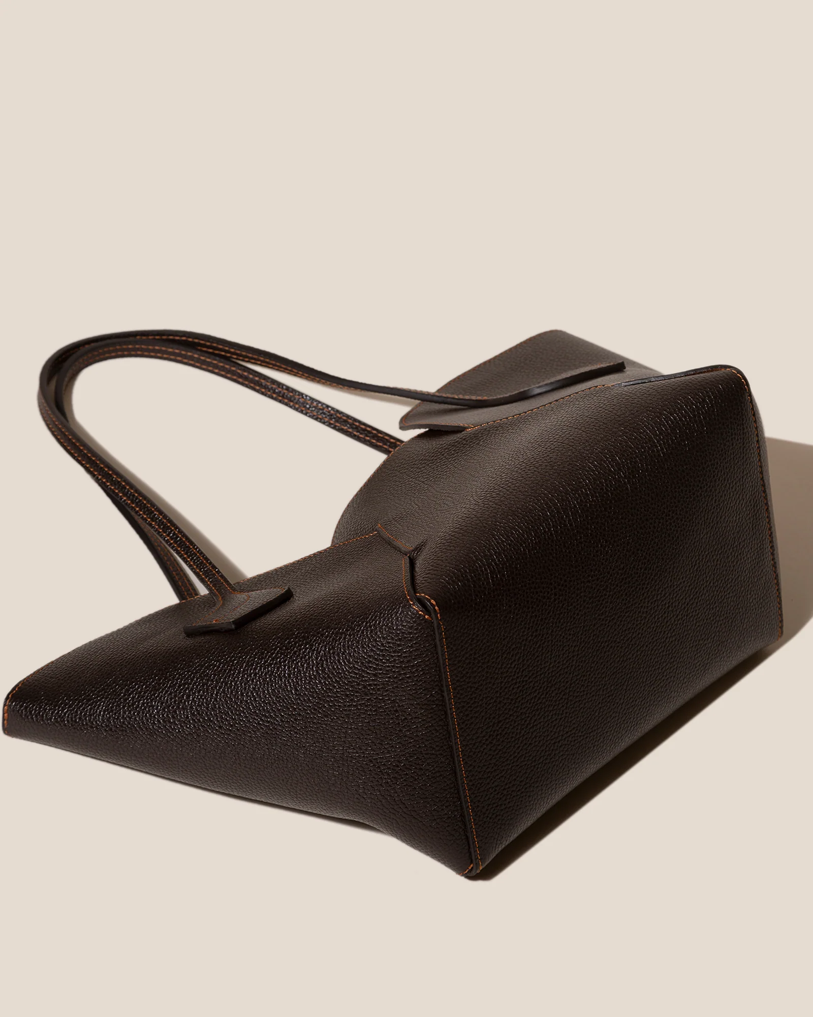 SEPAL S GRAINY - Tulip Shape Zipped Tote Bag - Image 5