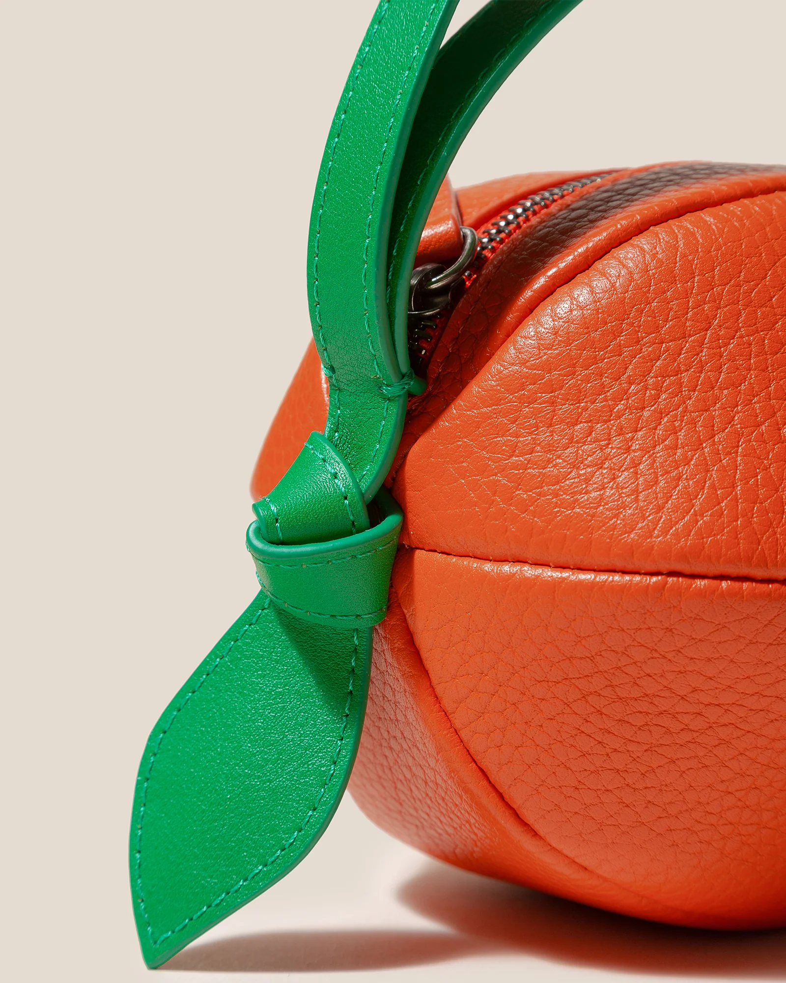 TARONJA PURSE - Orange-Shaped Leather Coin Purse - Image 5