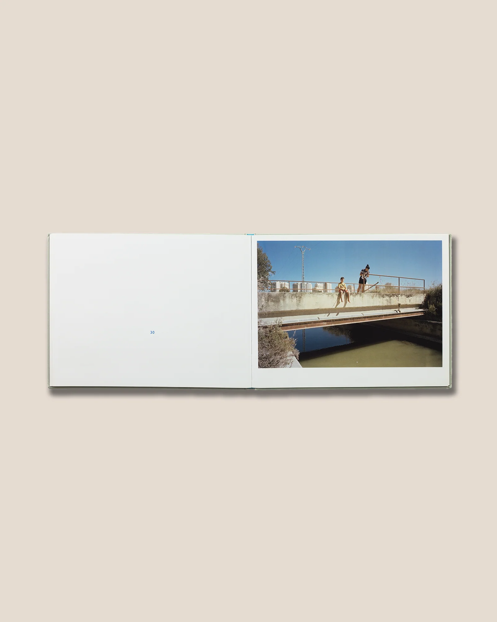 THE WAITING GAME II - Txema Salvans Book - Image 3